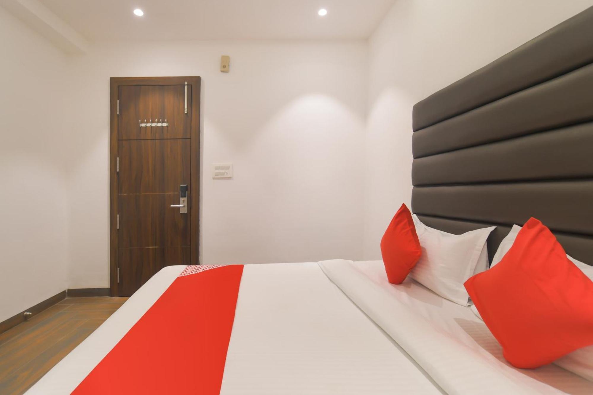 Hotel O Rudraksh Indore Exterior foto