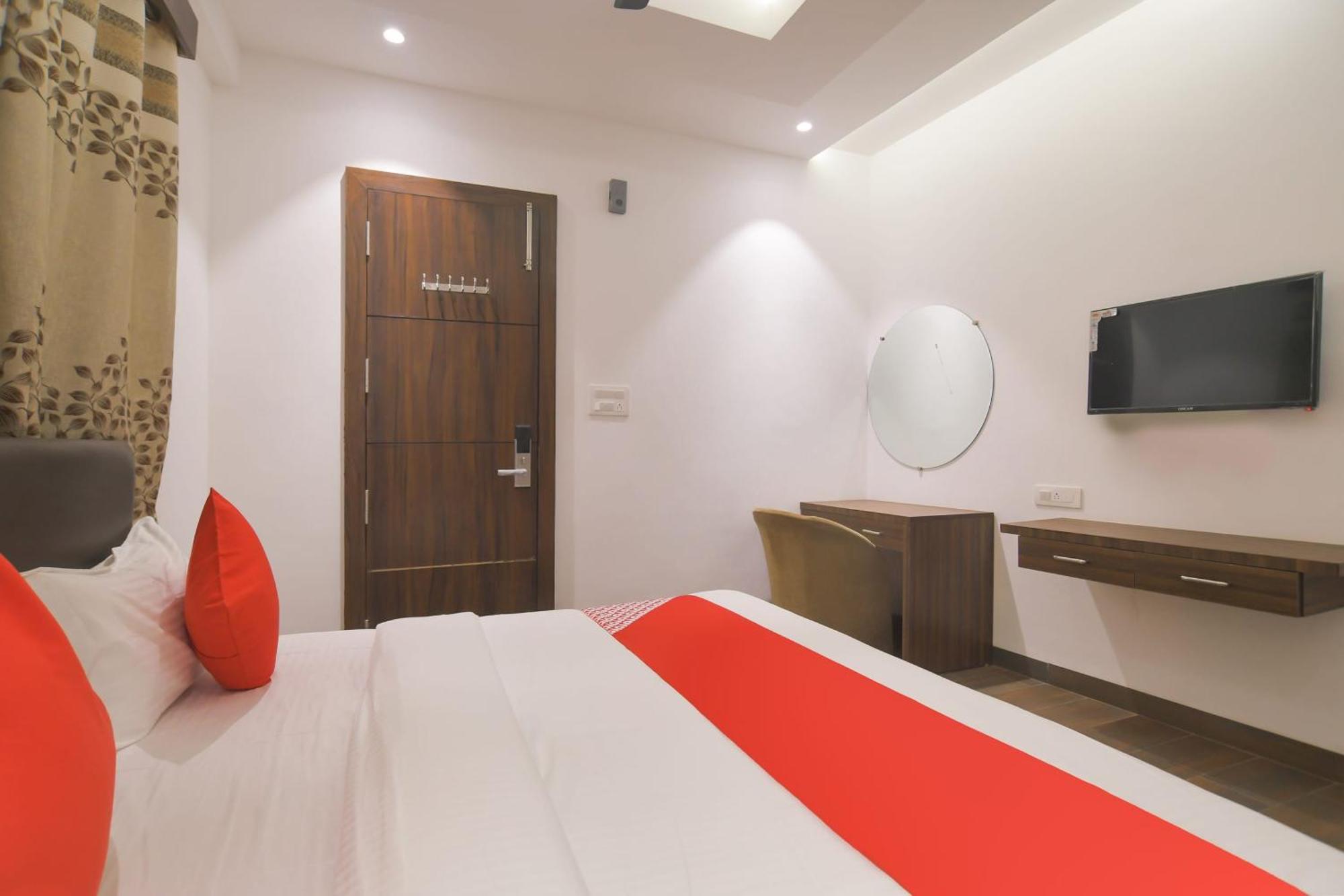 Hotel O Rudraksh Indore Exterior foto